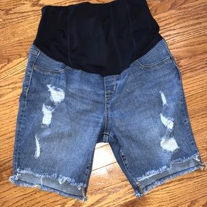 Distressed denim Maternity shorts